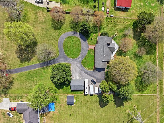 2nd image of 3909 Bill Jones Rd