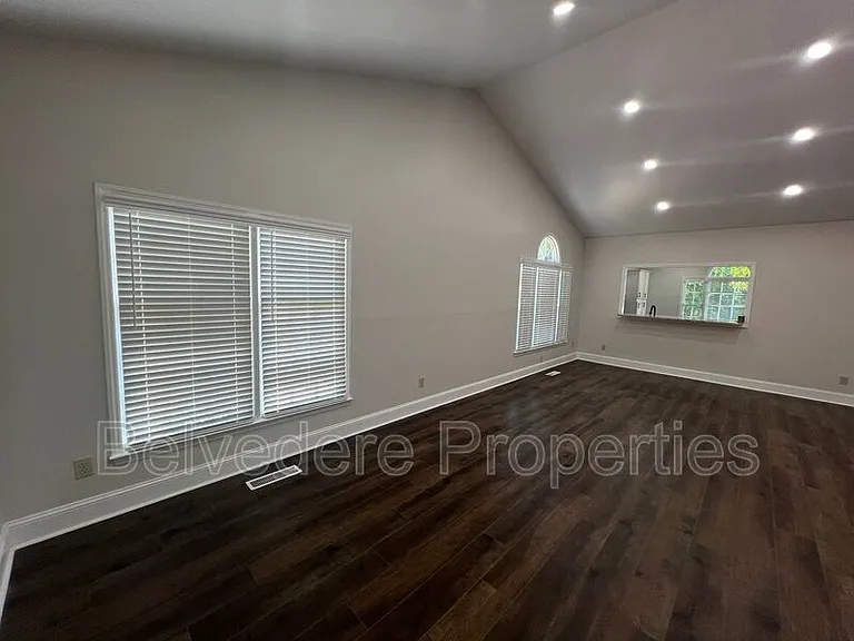 6409 Spyglass Dr — Photo 9