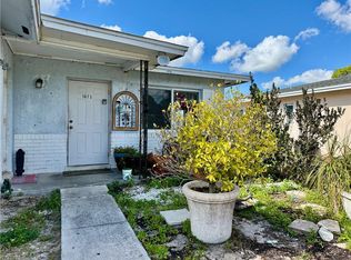 1073 San Remo Ave, Naples, FL 34104