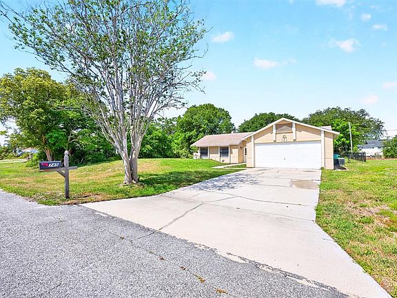 2nd image of 745 Mentmore Cir