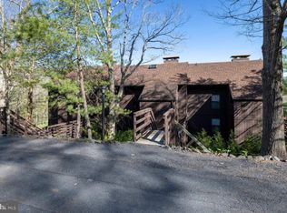 274 The Hill Rd #13-M, Basye, VA 22810