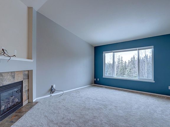 Living Area/ Light and Bright