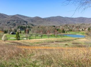 218 Folkestone Ln, Arden, NC 28704