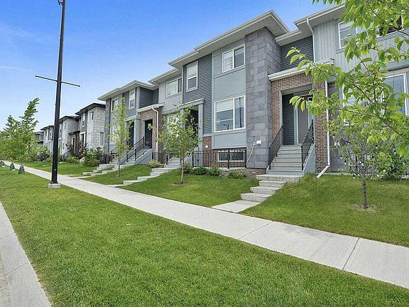 2nd image of 1139 N Lanark Blvd SE