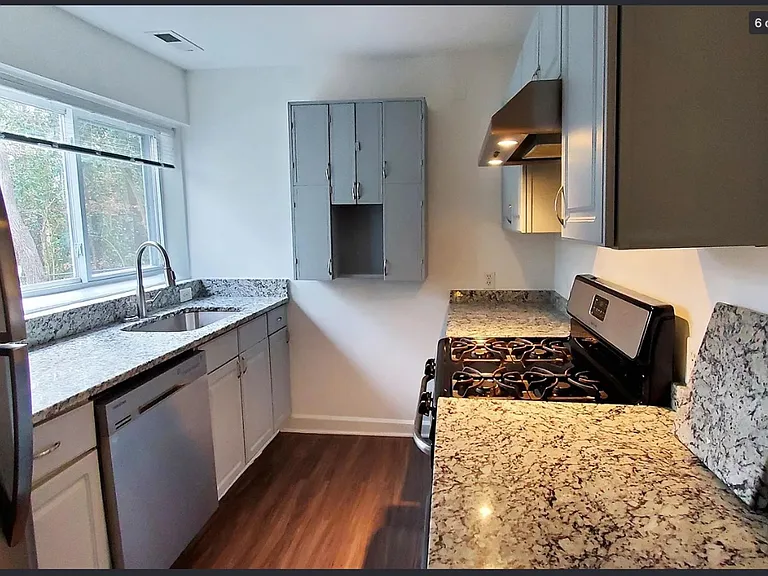 111 Barclay Rd — Photo 5