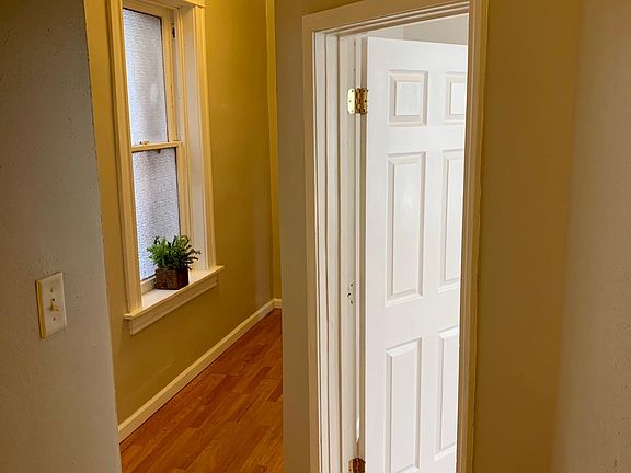 3rd image of 5910 Michigan Ave #1
