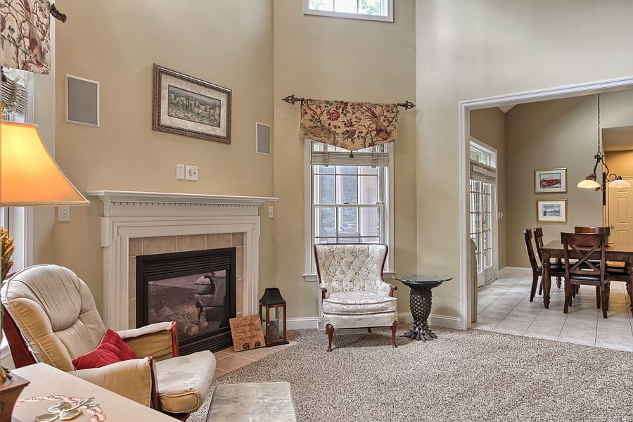 1st image of 2412 Kensington Way