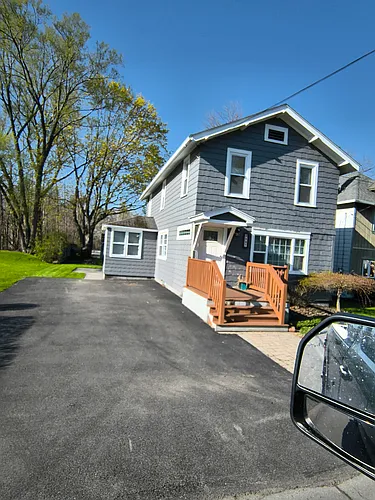 997 Edgemere Dr Photo 1