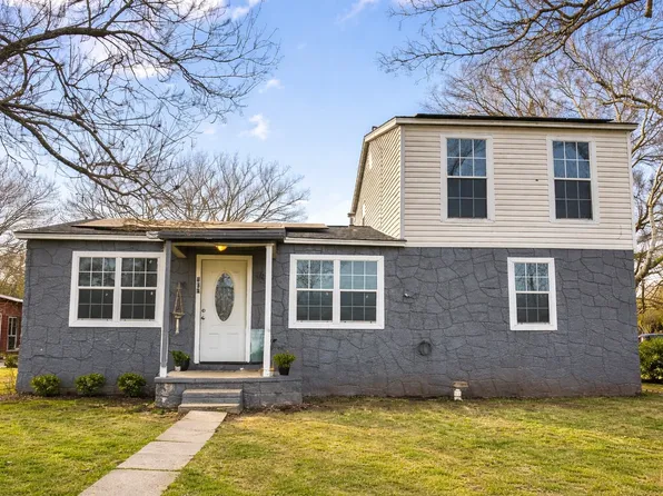 108 S Ellis Ave, Mount Pleasant, TX 75455