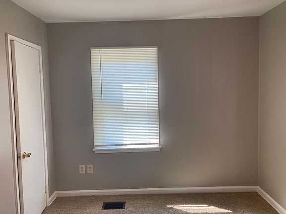 3rd image of 4322 Merrydale Ave