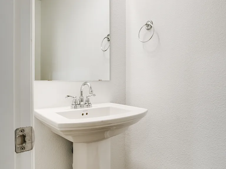 4809 Pasadena Dr — Photo 9
