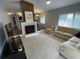 4707C Burma Rd #103, Mc Farland, WI 53558