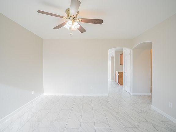 4th image of 12427 N 121st Dr