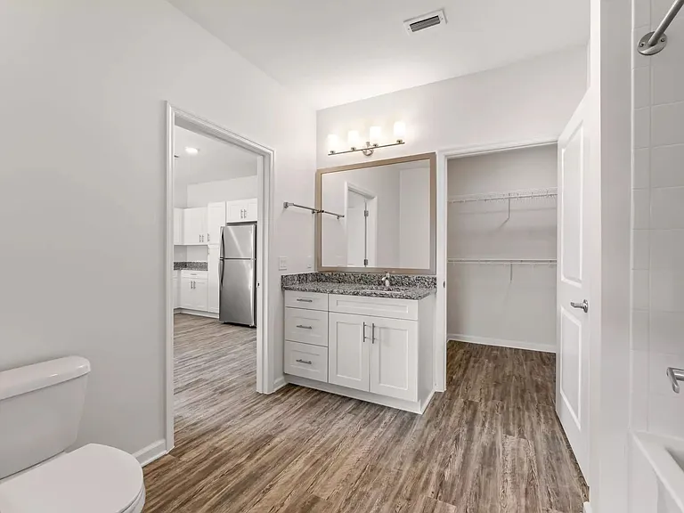 Surf Apartments — Photo 23