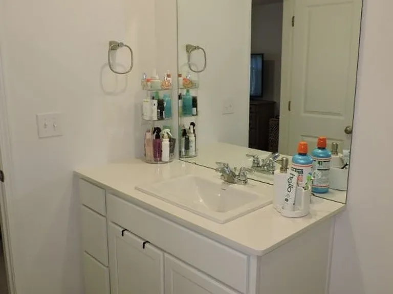 4664 Carlstrom Ln — Photo 18