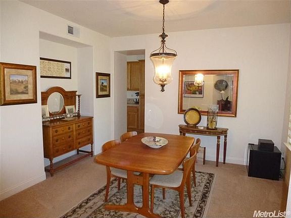 3rd image of 6709 Rose Bridge Dr