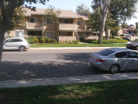 5th image of 2825 S Tuolumne Pl #B
