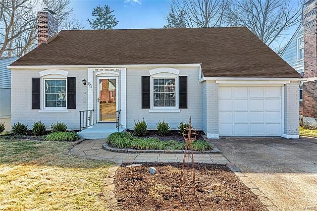 1st image of 928 Nancy Carol Ln