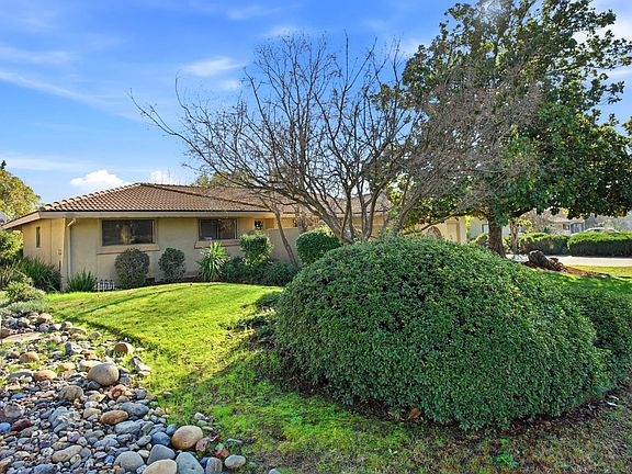 3rd image of 6923 Pera Dr