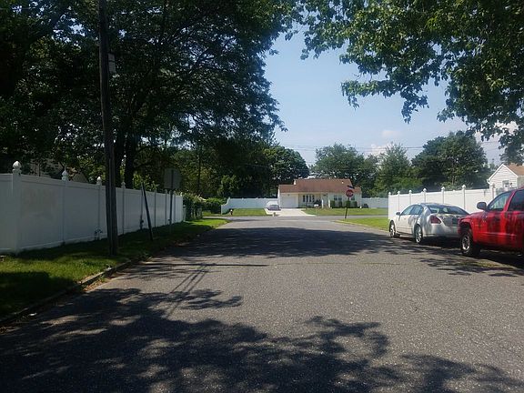 3rd image of 16 Walton St