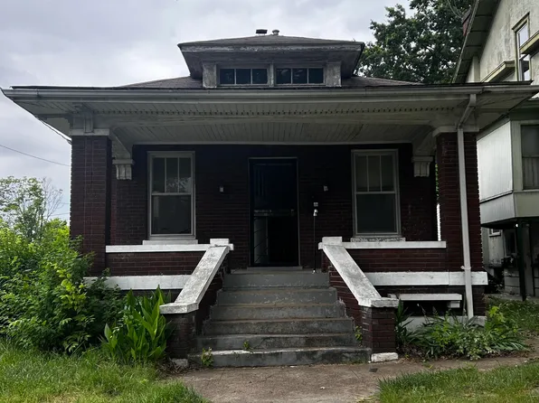 130 S 38th St, Louisville, KY 40212