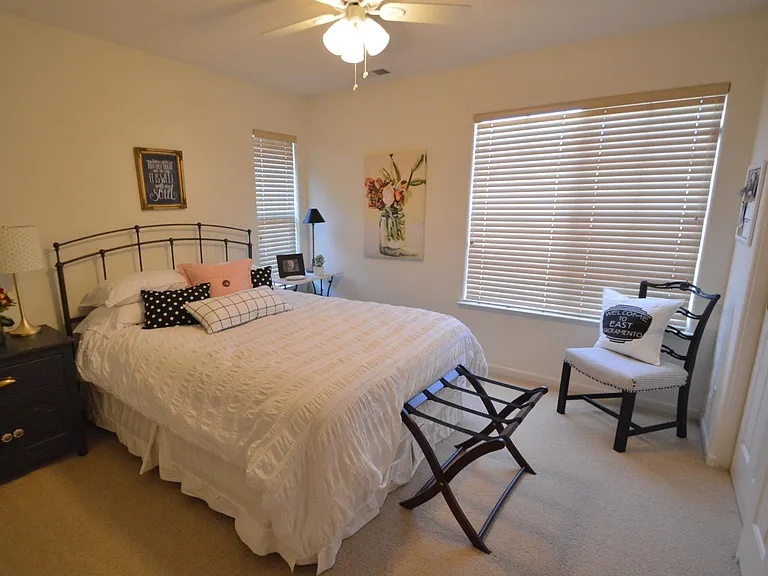 237 Blackstone Cmn — Photo 12