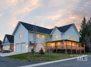 1341 Lande Ln, Moscow, ID 83843