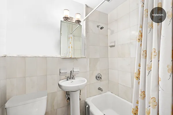 Rented by Triplemint | media 64