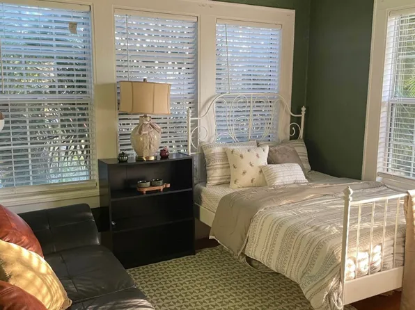 (undisclosed Address), Winter Haven, FL 33881