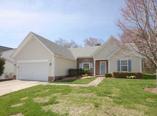 11835 Long Forest Dr, Charlotte, NC 28269