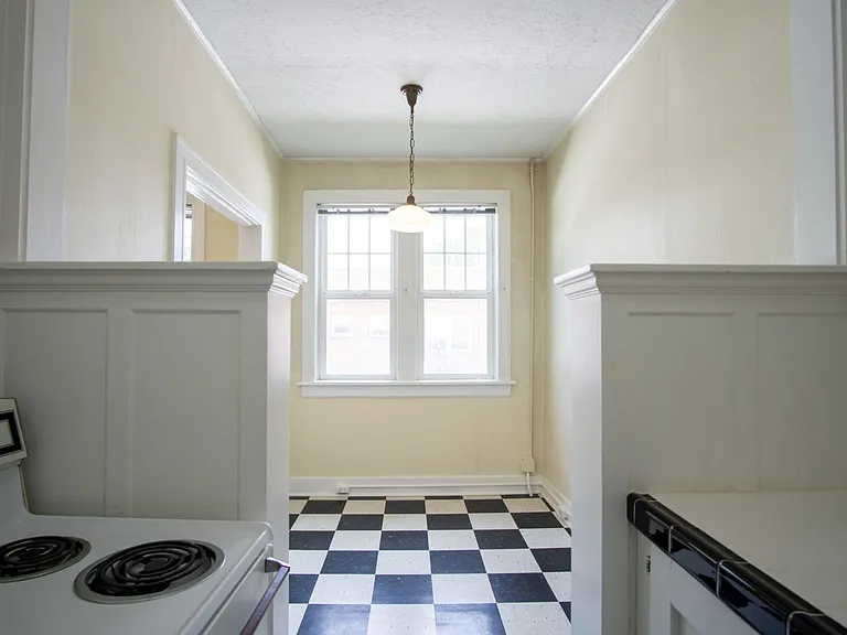 1034 NW 21st Ave #21 — Photo 7