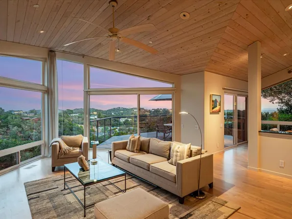 19 Hampton Lane, Novato, CA 94945