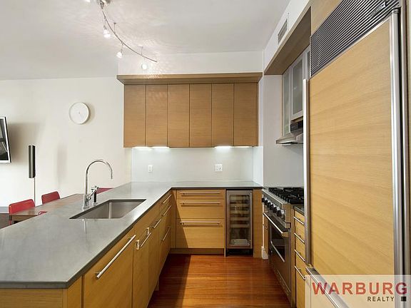4th image of 30 Little West St #7C