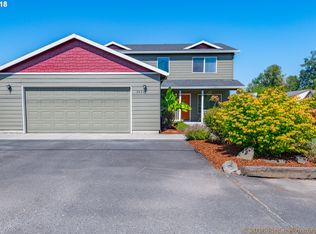 34375 E Columbia Ave, Scappoose, OR 97056