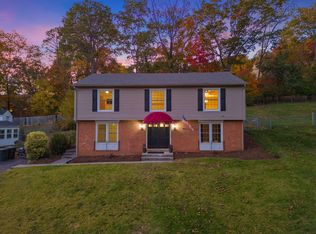 3559 Meadowlark Rd, Roanoke, VA 24018