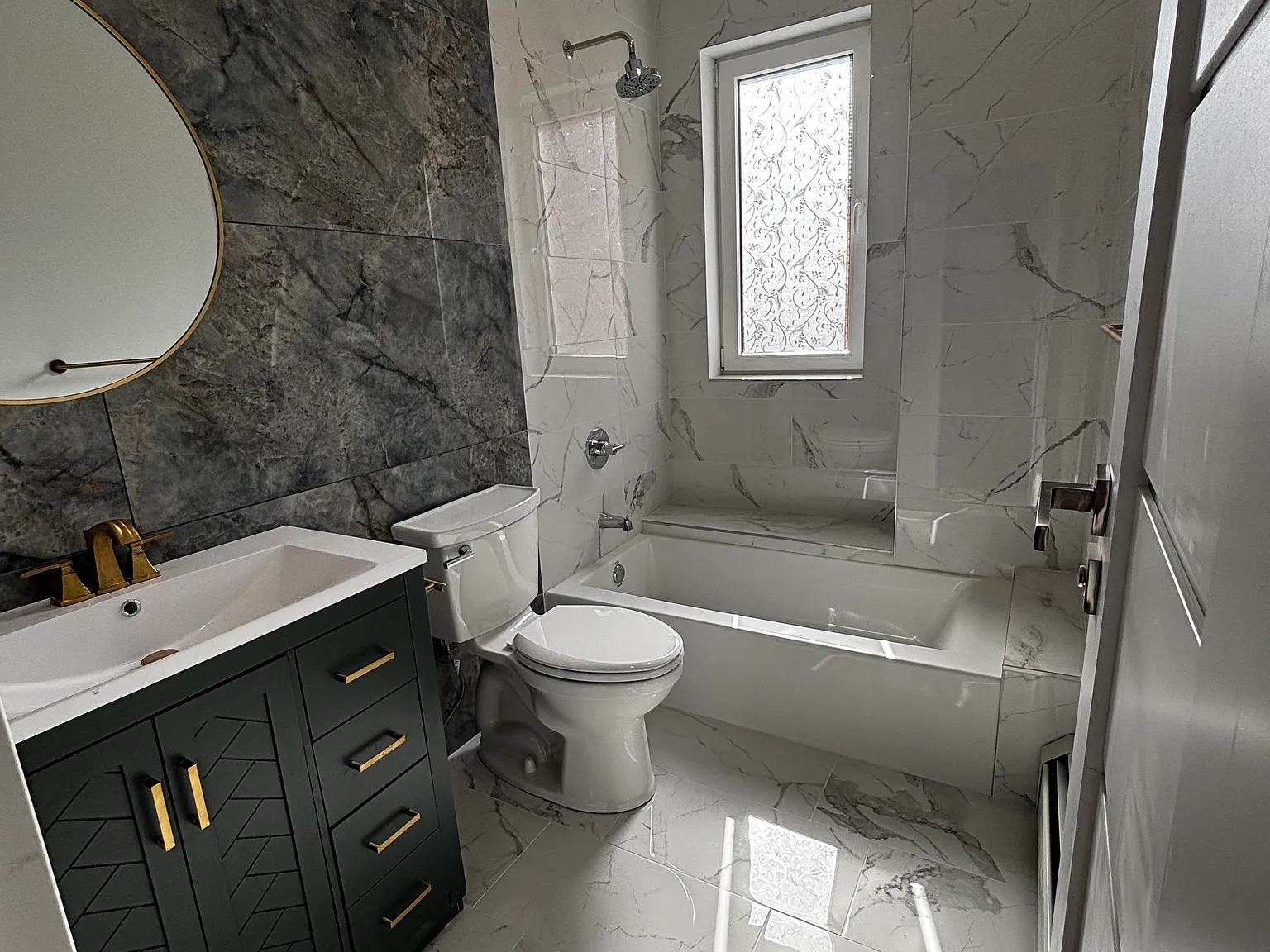 2 bed, $2,600 — Photo 4