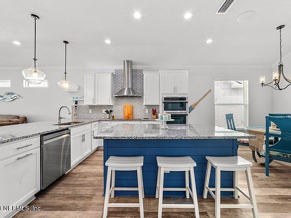 4th image of 337 SILVERLEAF VILLAGE Drive