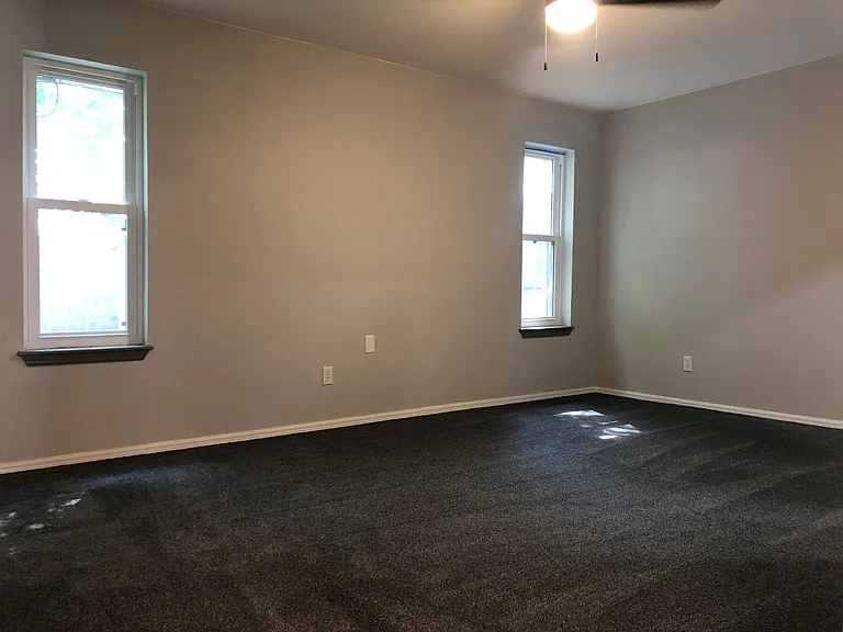 1834 NW 42nd St — Photo 14