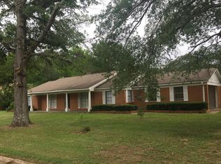 311 Linden Cir, Starkville, MS 39759