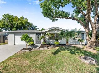 9201 Hunt Club Ln, Port Richey, FL 34668