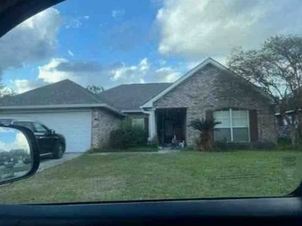 26571 Parkwood Dr, Denham Springs, LA 70726