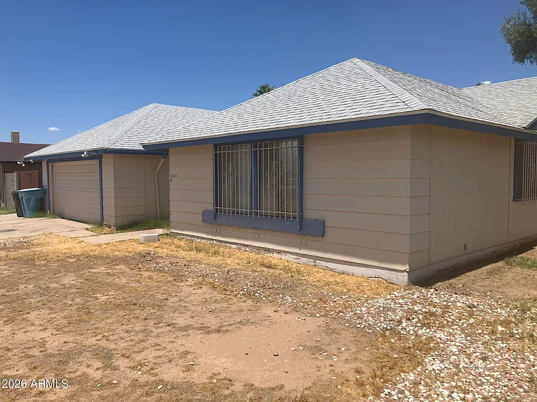 6420 W College Dr — Photo 2