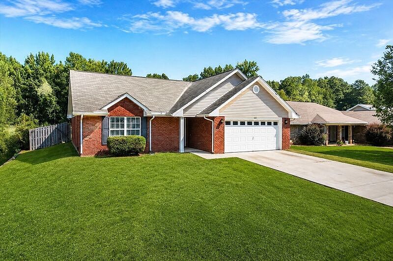 1st image of 107 Spirit Dr