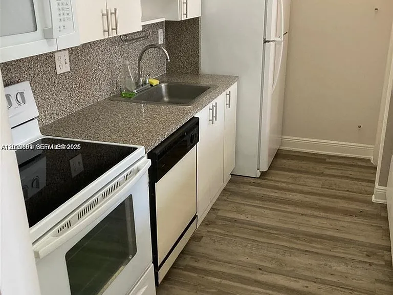 7420 W 20th Ave #151 — Photo 3