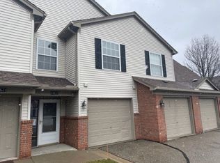 20622 Dunham Rd, Clinton Township, MI 48038