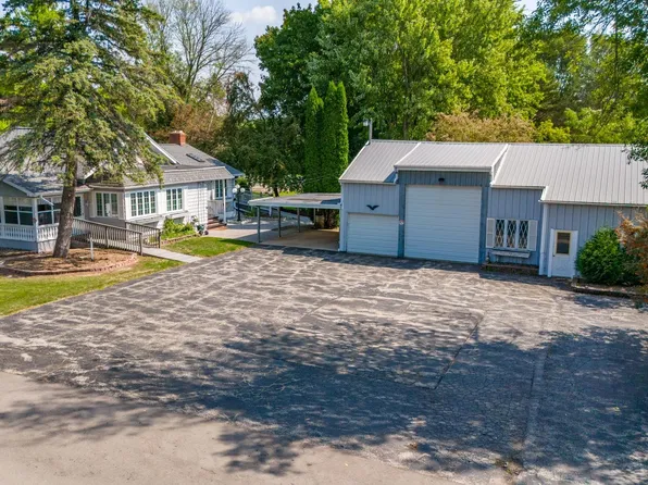 N4436 Fritsch Rd, Freedom, WI 54130