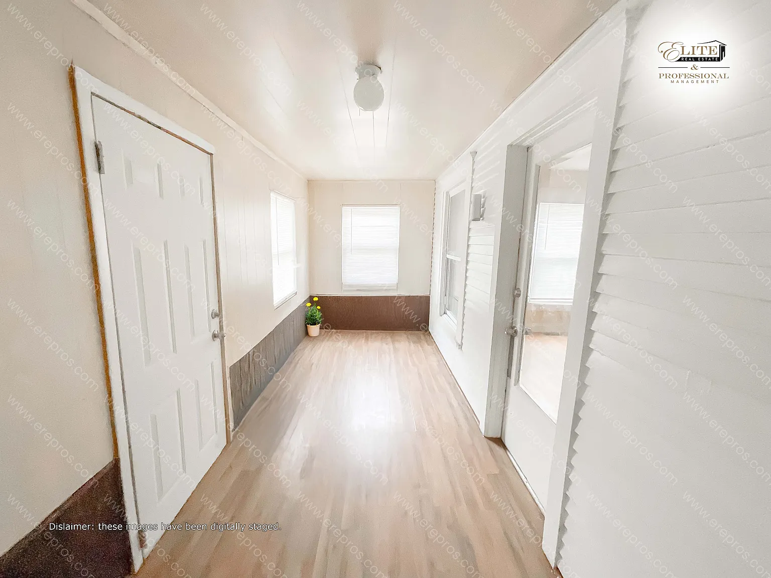 3 bed, 936 sqft, $1,150 — Photo 3