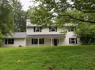 621 Woodview Dr, Hockessin, DE