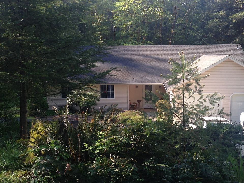 1st image of 13705 NE 371st St