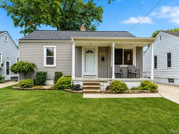 637 E Coy Ave, Hazel Park, MI 48030